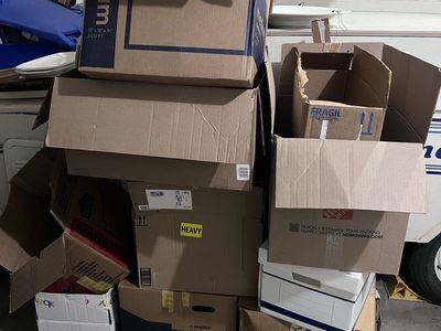 11 moving boxes for free in Lehi