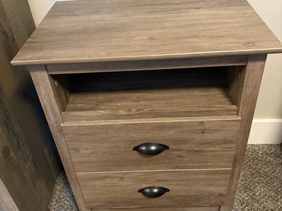 Bed side table