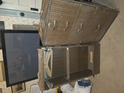 ANTIQUE WARDROBE TRUNK WITH DRAWERS