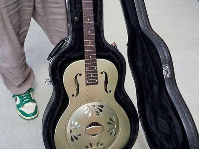 Electric guitar