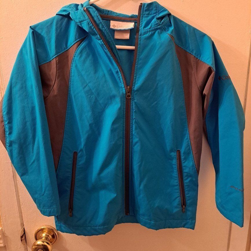 Kids Columbia brand light weight jacket