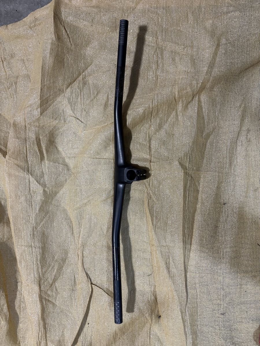 Synchros Hixon IC SL Int cockpit carbon handlebar