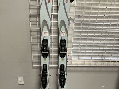 Salomon QST 94 164cm Skis w/ SALOMON NR Strive 11 GW Binding Used 2026