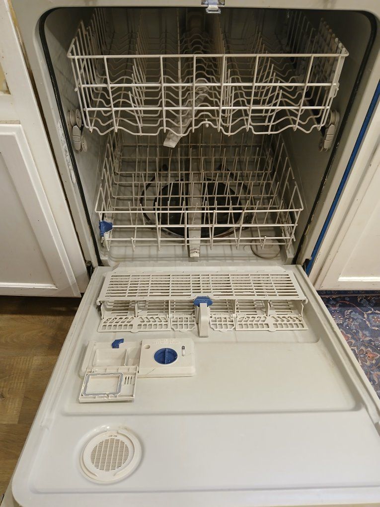 Main image 3