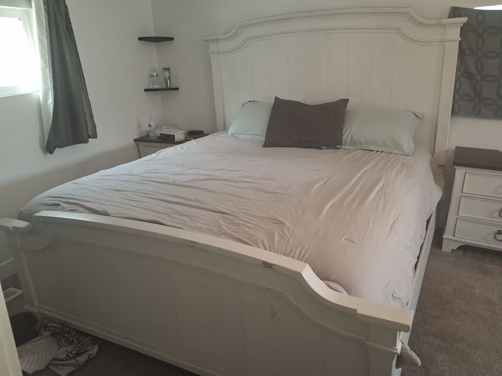 KING BEDROOM SET FOR SALE