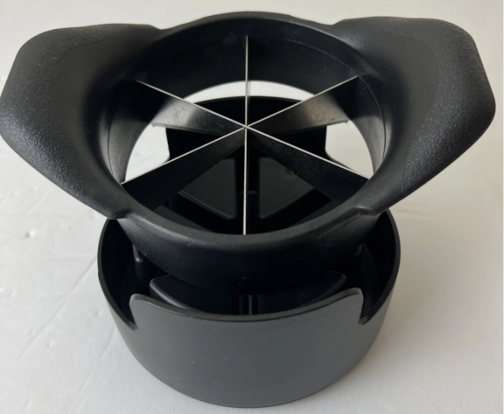 Pampered Chef Veggie Wedger Fruit Vegetable Cutter Slicer 6 wedges #2417