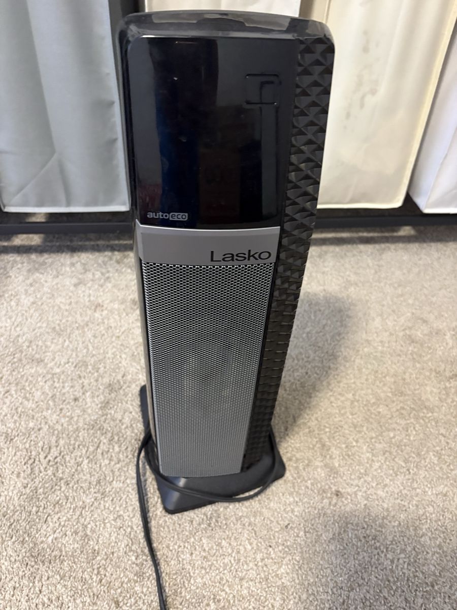 Lasko Auto Eco Ceramic Tower Space Heater Black Silver