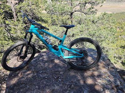 2019 Santa Cruz Bronson C S-build. SRAM gx eagle derailleur. SRAM code r brakes.