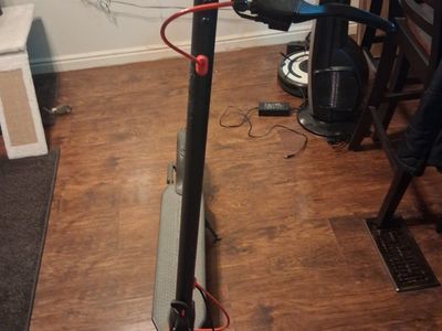 Xiaomi Mi Electric Scooter Essential - Gray/Black, Foldable, Lightweight