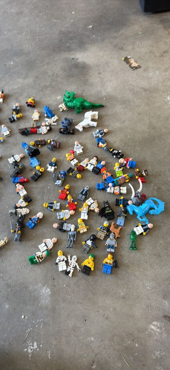 Lego mini figures over 100 complete and many more Body’s parts and accessories