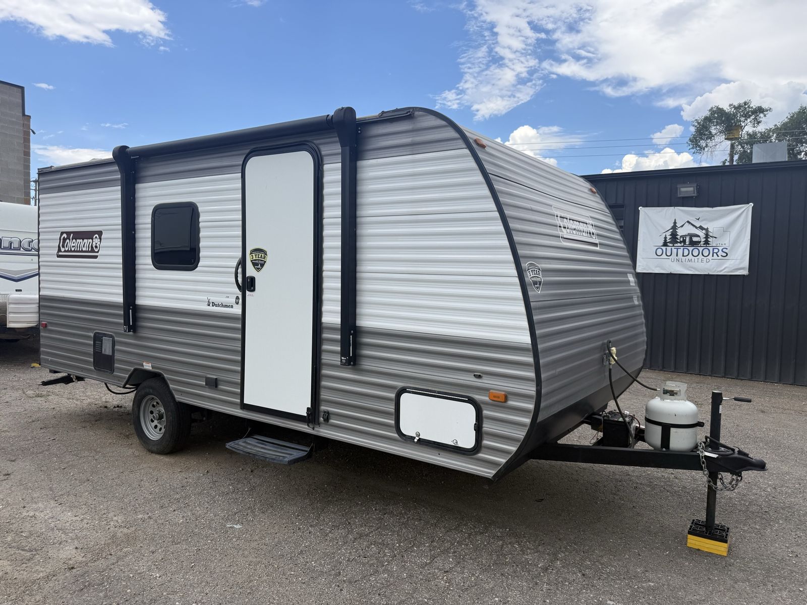 2024 Coleman Lantern 17B Bunkhouse
