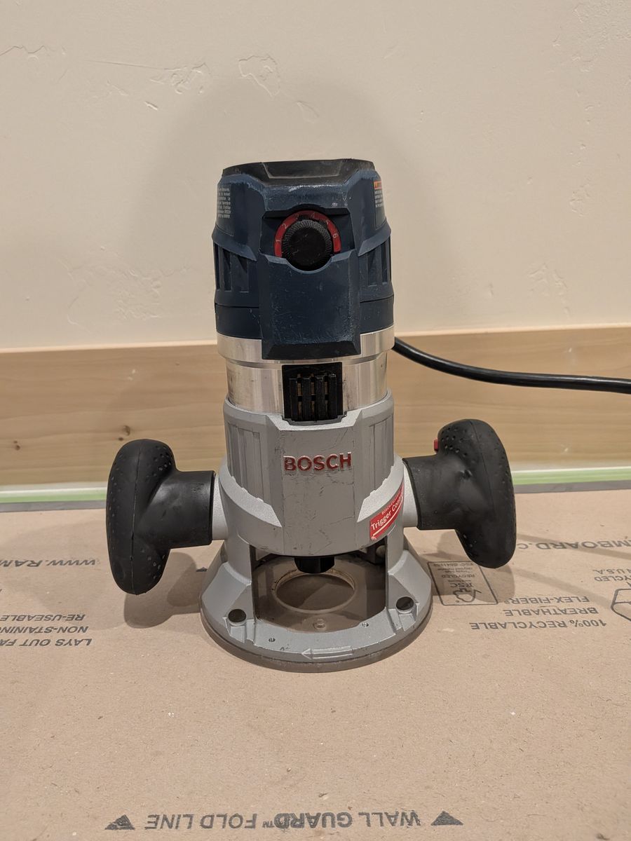 Bosch MR23EVS Fixed-Base Router