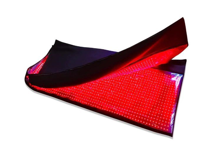*PRICE IS FIRM* Brand New Megelin Red Infrared Light Therapy Bag 71" x 32"