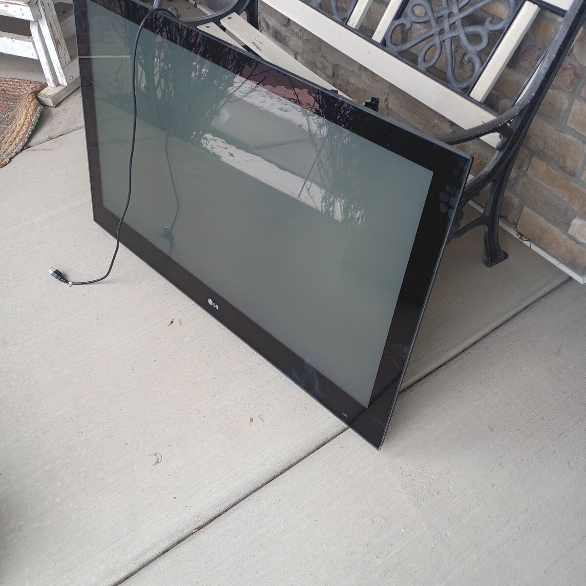 55 inch  plasma LG TV