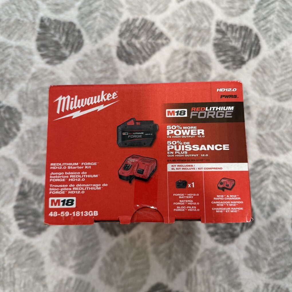 Milwaukee M18 Forge 12.0Ah Battery & Rapid Charger