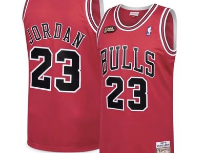 Michael Jordan #23 | M* | Chicago Bulls | Red | 1997/98 Finals | MOJ015