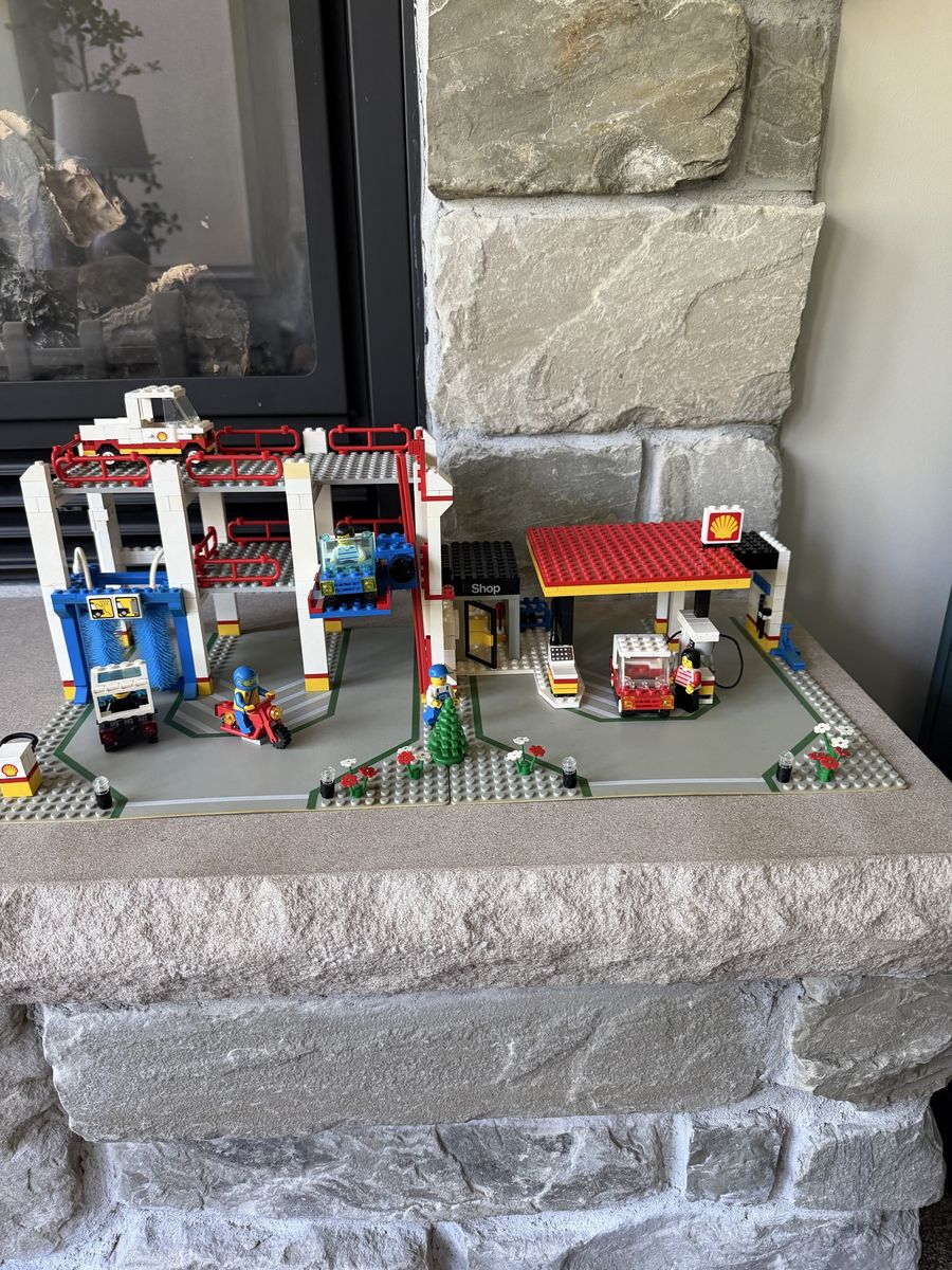 Lego Gas Station Set Antique 1988 