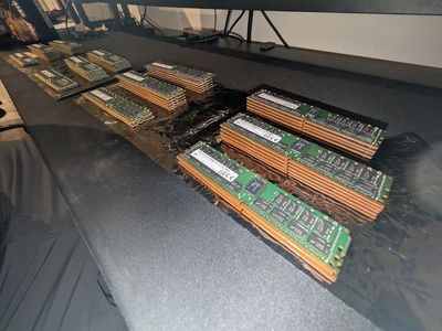 Micron 32GB 2Rx4 PC4-2933Y DDR4 ECC RDIMM Server RAM MTA36ASF4G72PZ-2G9E2VI