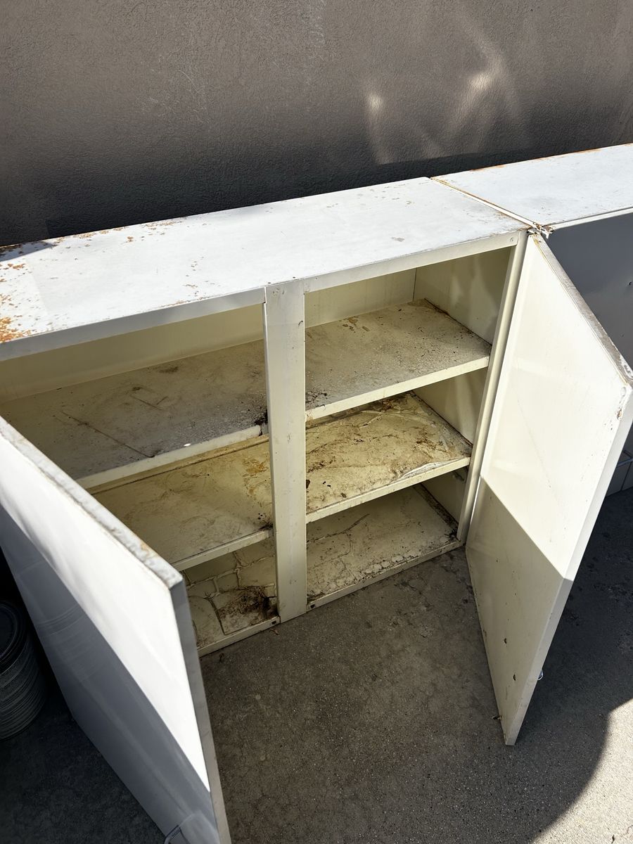 Main image 3