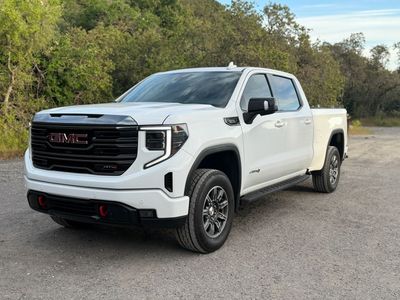 2024 GMC 1500 AT4