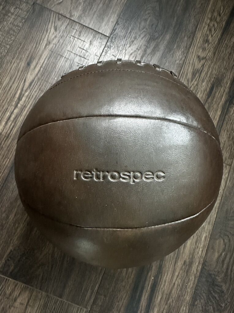 20 Lb Retrospec Core Medicine Ball