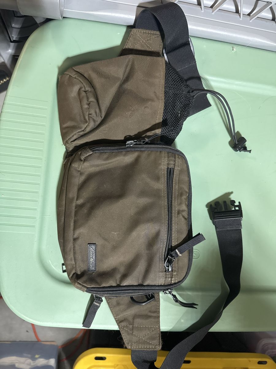 Eddie Bauer Olive Green Outdoor Fanny Pack Waist Bag