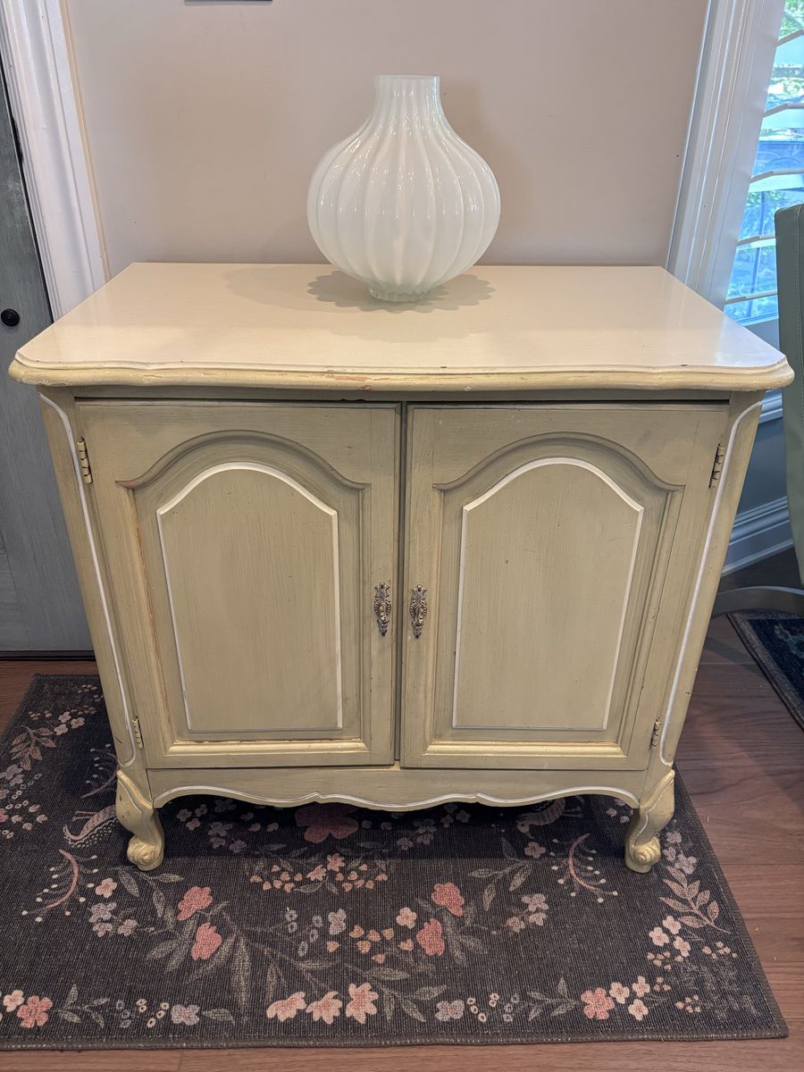 Gorgeous Vintage Henry Link French Provincial Transitional Piece