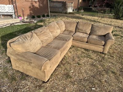 L-shaped Sectional Couch