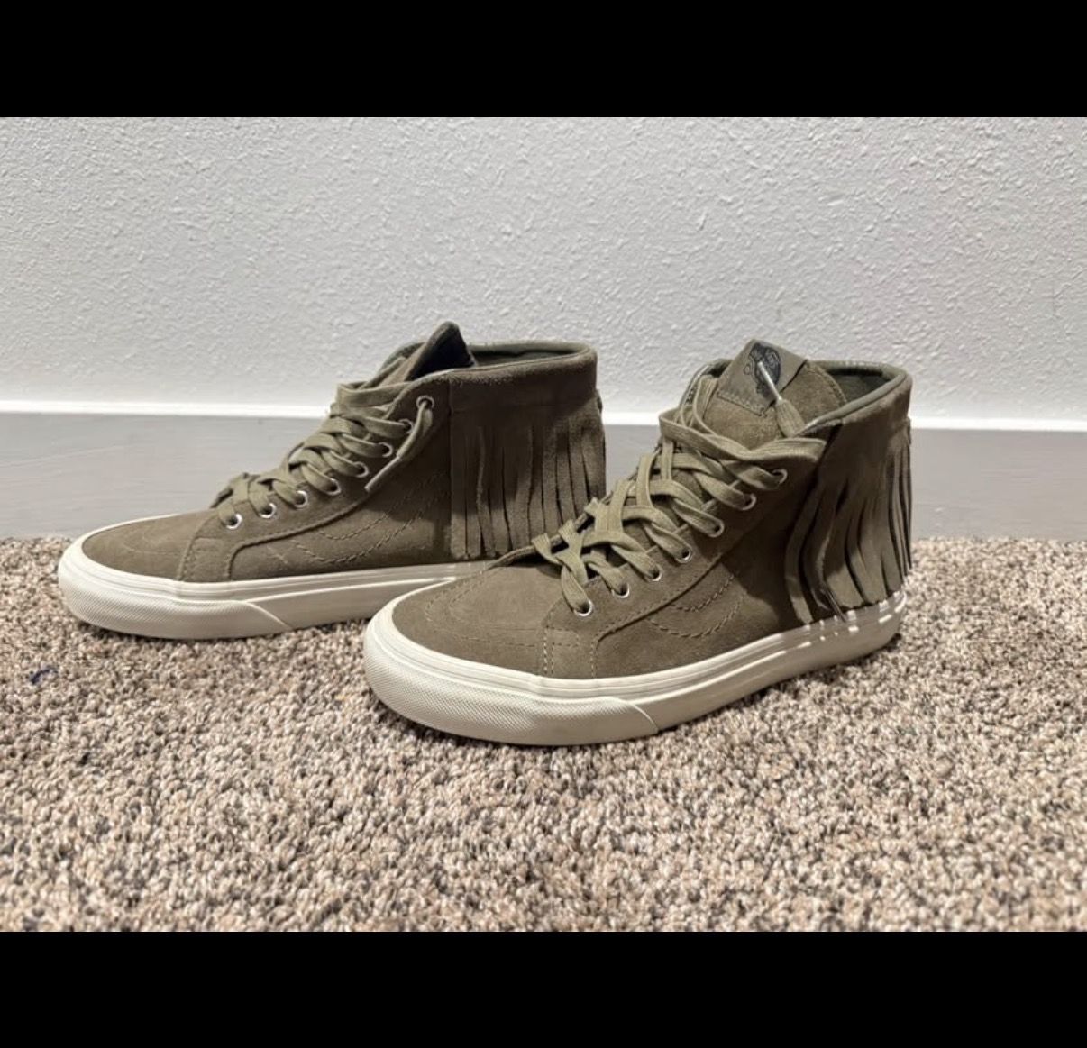 Womens Fringe High ToP Vans Size 8.5