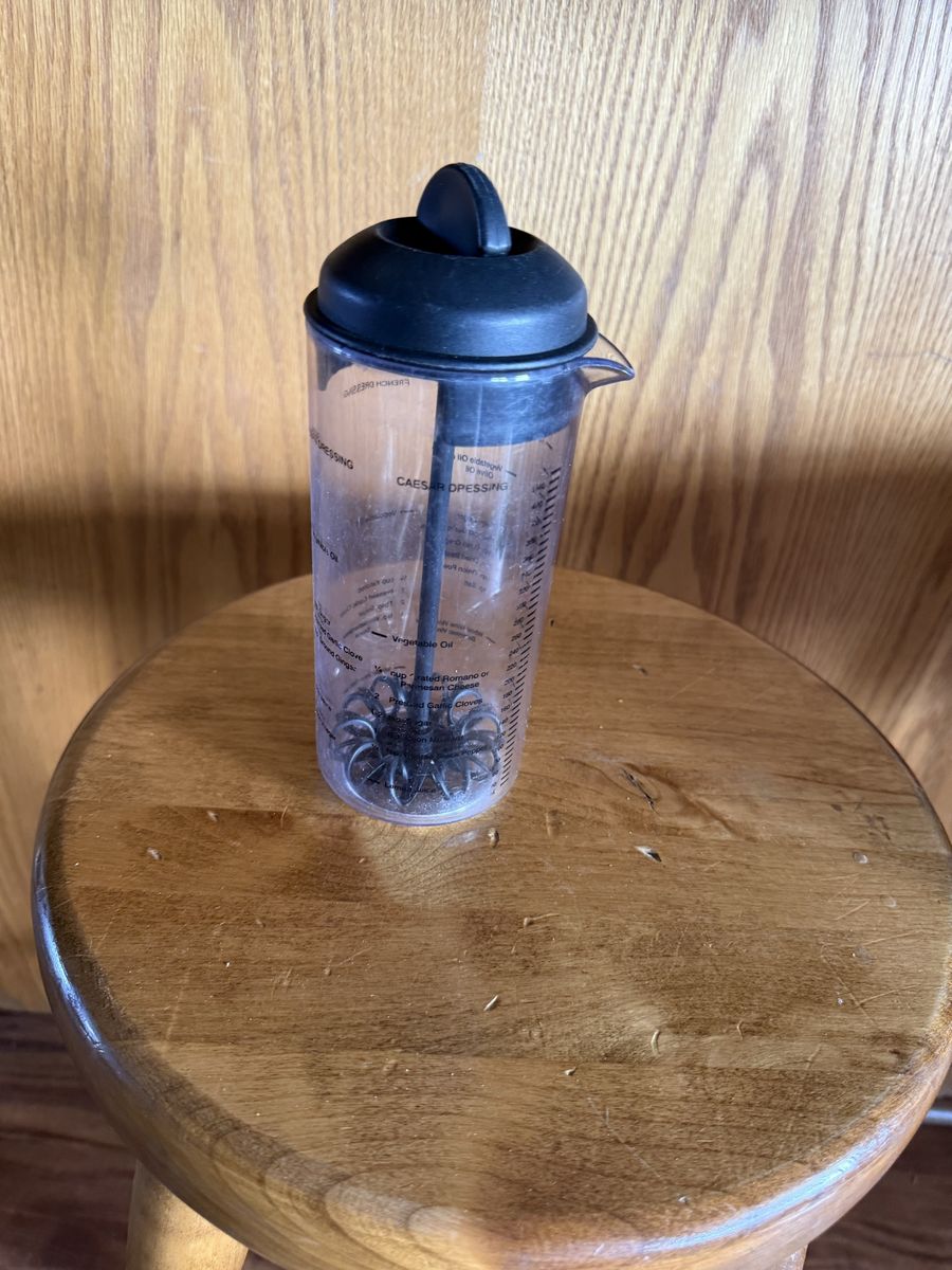Pampered Chef Salad Dressing Mixer with Recipes