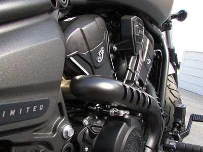 2025 Indian Motorcycle® Scout® Sixty Bobber Limited Heavy Metal Smoke