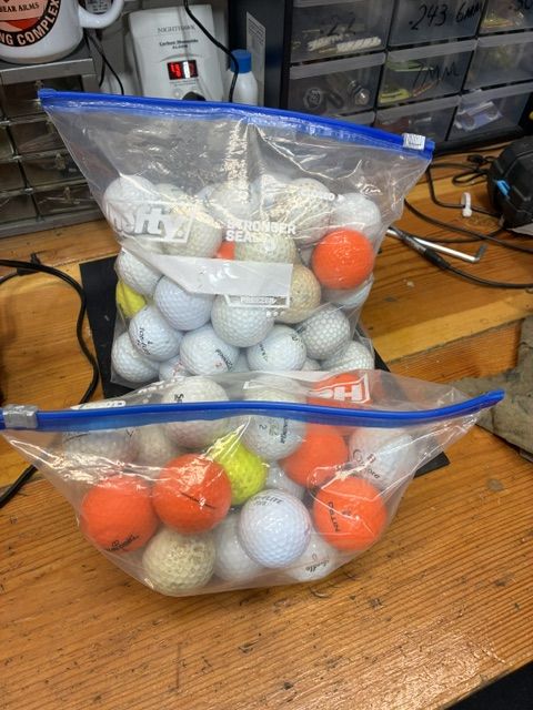 Golf balls Free