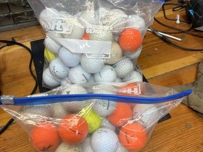 Golf balls Free