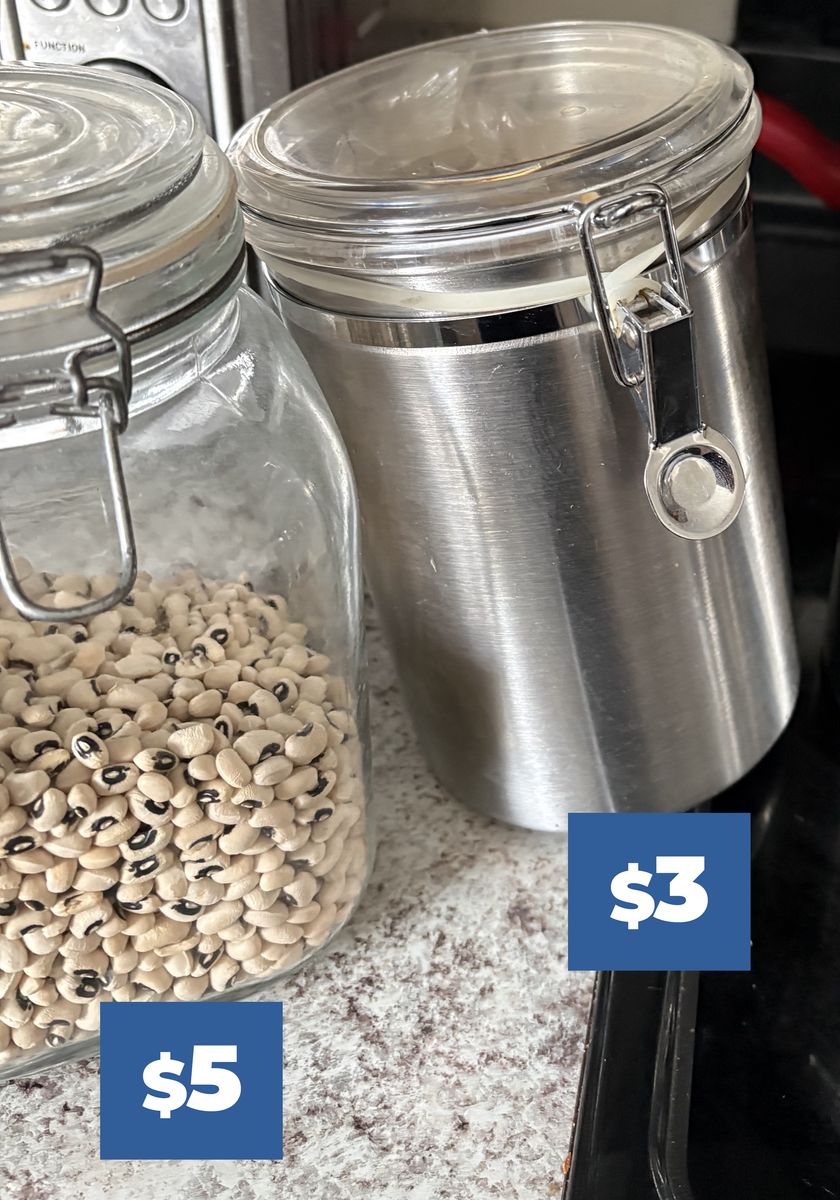 Storage canisters