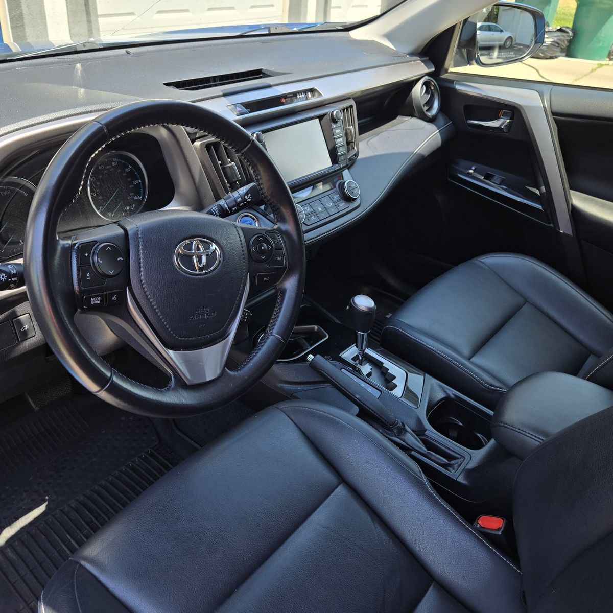 2017 Toyota RAV4 Hybrid Limited