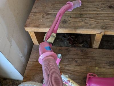 girls pink huffy bike 18"
