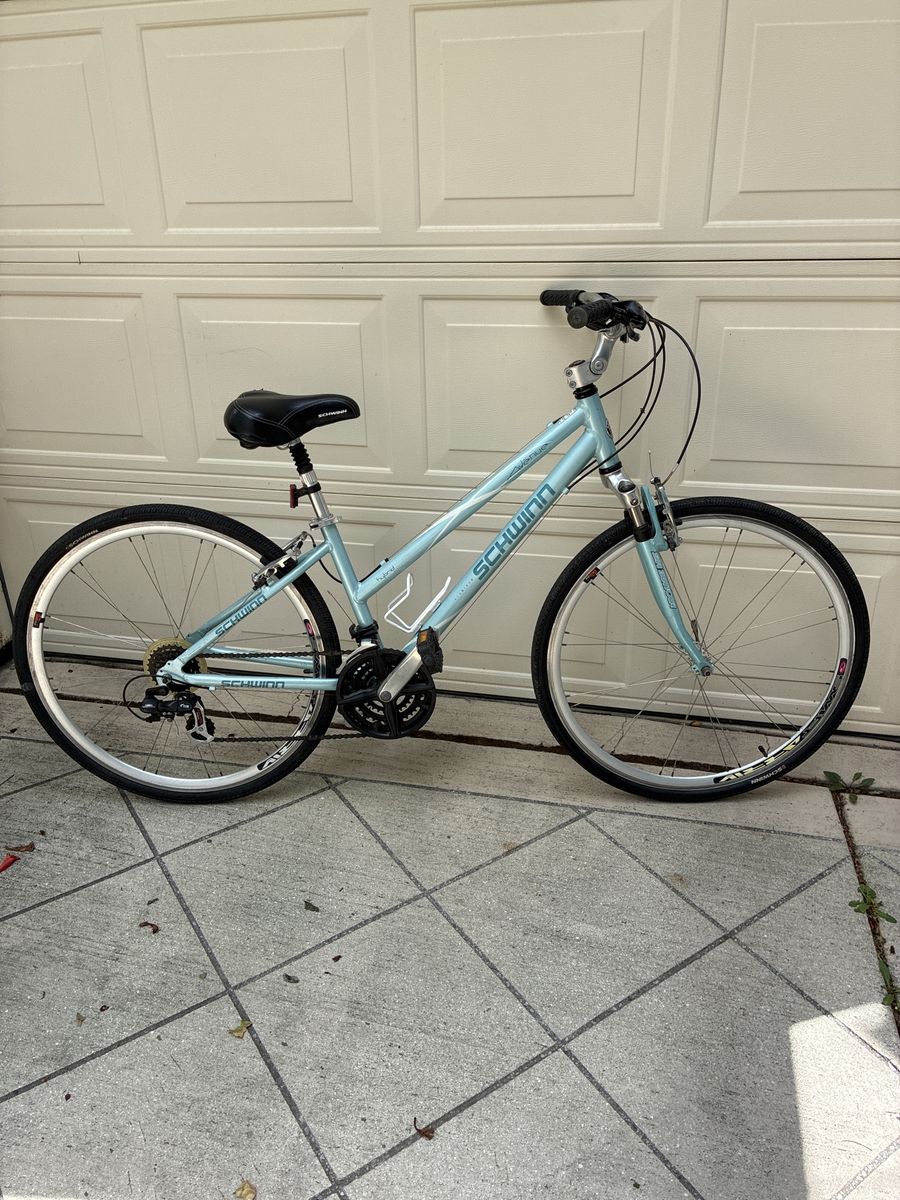Schwinn Avenue Hybrid Bike Light Blue Comfort Commuter Bicycle