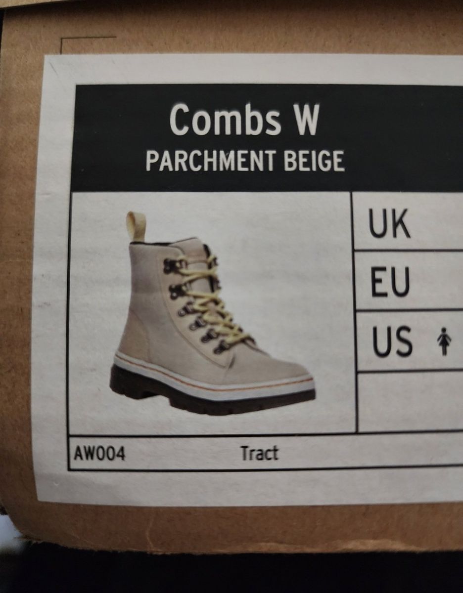 NEW. Dr Martens Combs. (parchment)