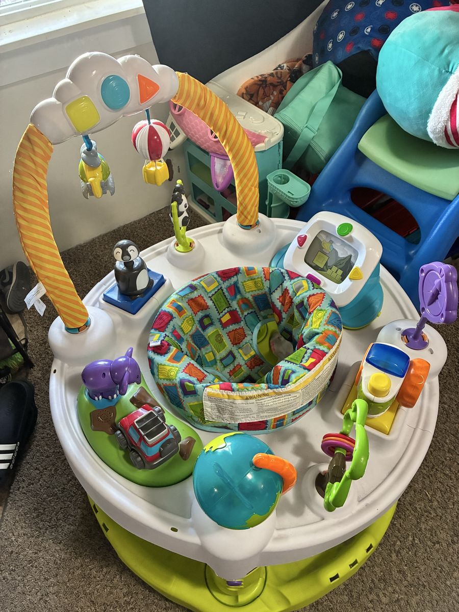 Baby bouncer