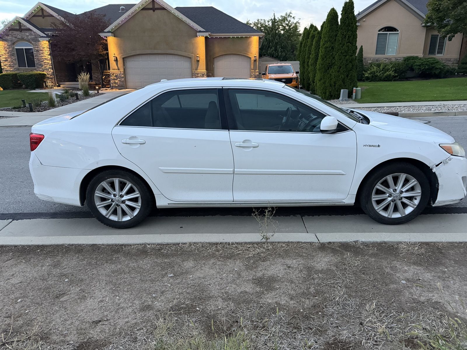 2012 Toyota Camry Hybrid XLE