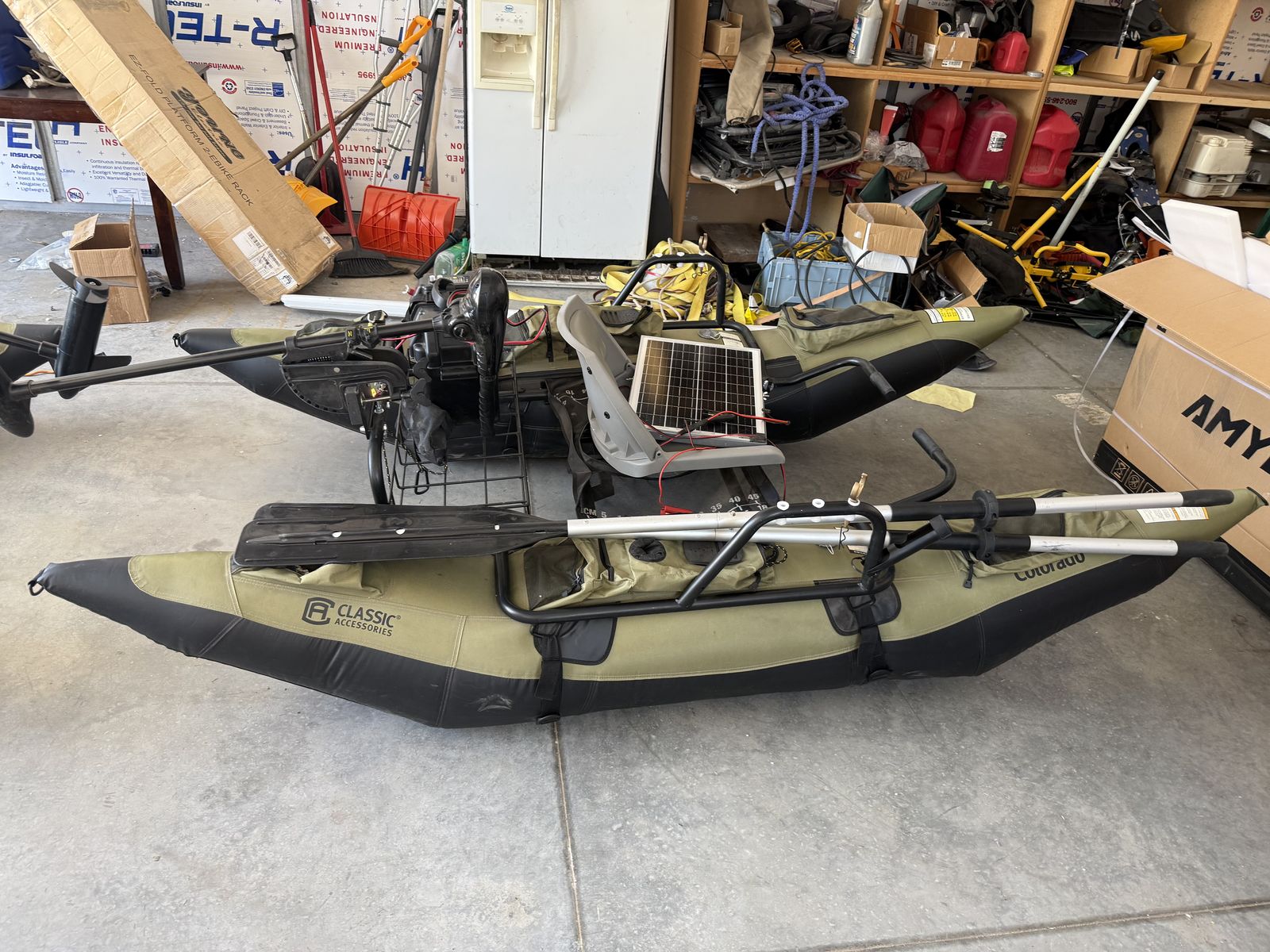 Pontoon boats