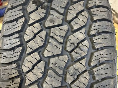 4 BLACKHAWK RIDGECRAWLER A/T BSW P 265 50 20 111T XL ALL TERRAIN TIRE 4120880V