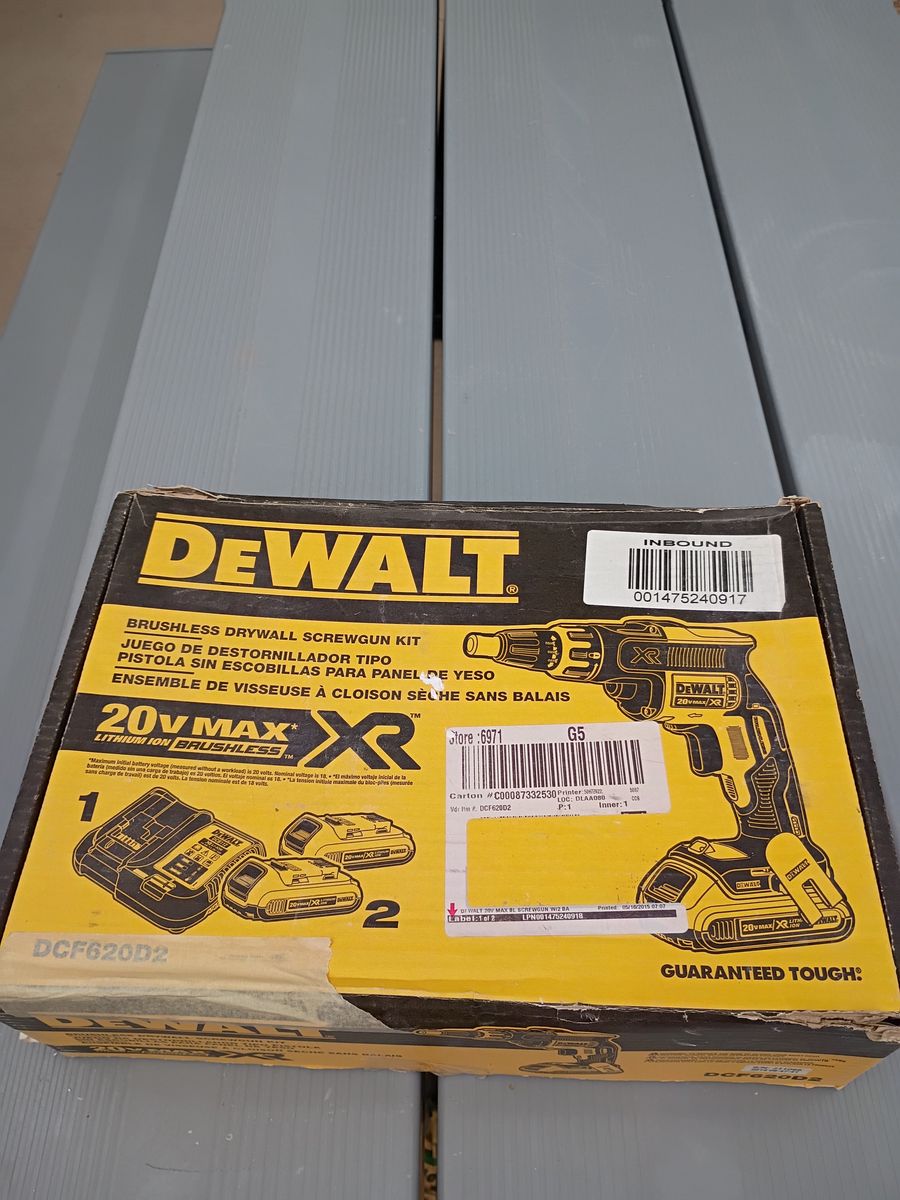 DeWalt drywall screw gun 