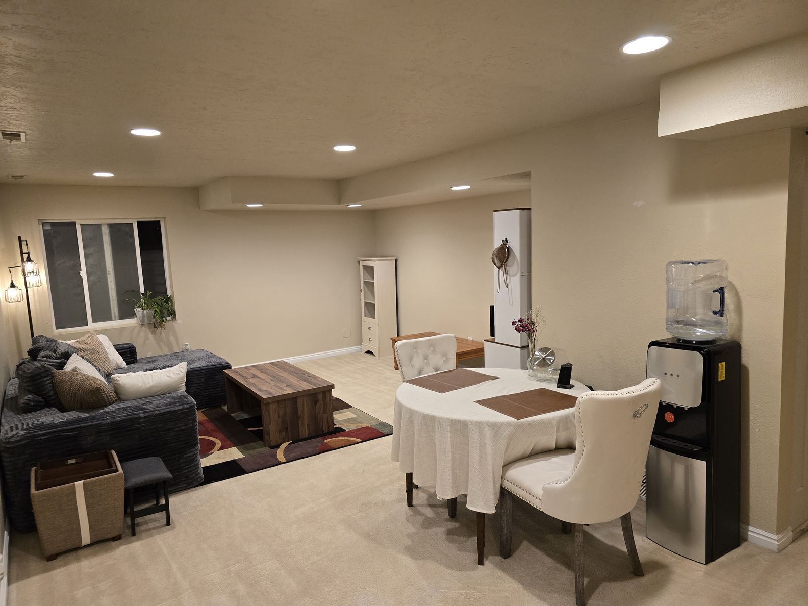 Recently Renovated Furnished 2bd/1ba Basement for Rent in Kearns / West Jordan area. Short ride to SLC International Airport