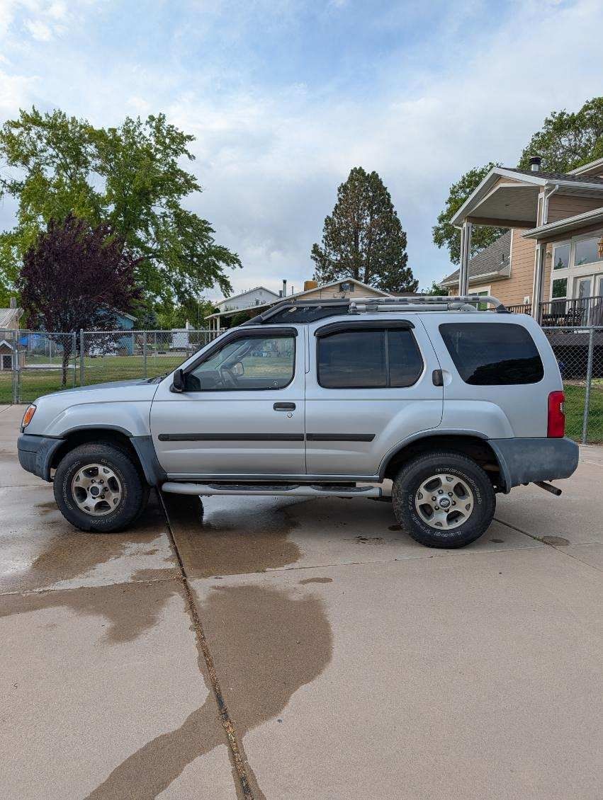 2000 Nissan Xterra SE