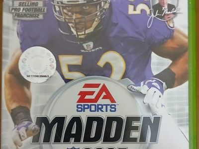 Madden NFL 2005 Xbox Original EA Sports Video Game