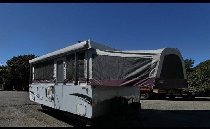 2009 Coleman Avalon Pop-Up Travel Trailer Camper with Kitchen and Sleeping Areas - Ready for Adventure!
