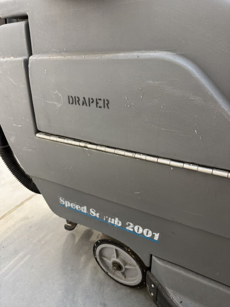 Nobles Floor Scrubber 2001 Speed Scrubber