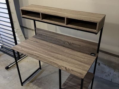 Computer Desk with Hutch & Shelves - Wood Grain & Black Metal Frame - Home Office/Gaming