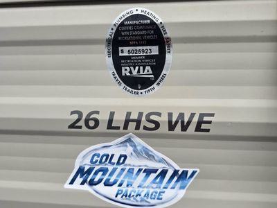 2018 keystone hideout 26LHSWE l, Cold Mountain package